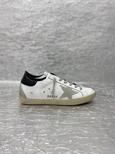 Golden Goose Premium Dirty Sneakers