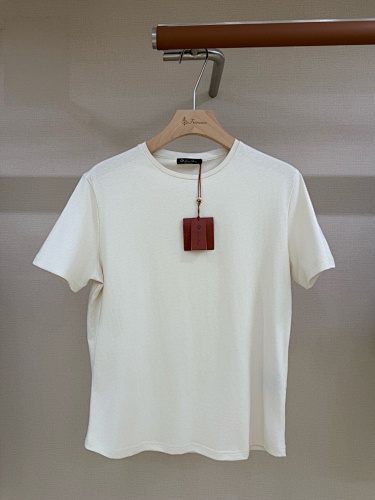 Levo T-Shirt