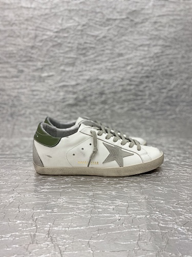 Golden Goose Premium Dirty Sneakers