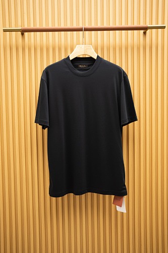 Tee from Aristide