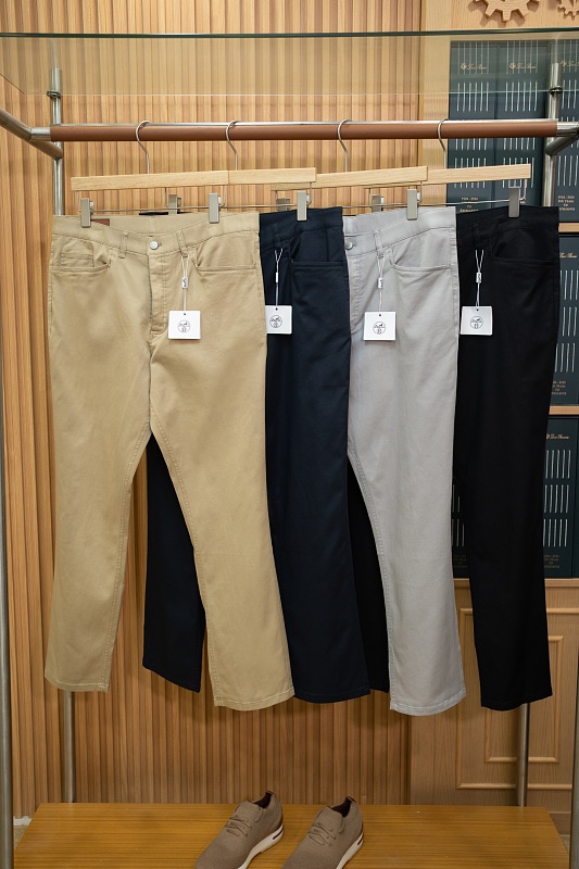 Jeans With Leather Label