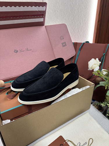 Off-White SW Classic Black