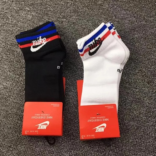 Nike NK Socks Three Pairs