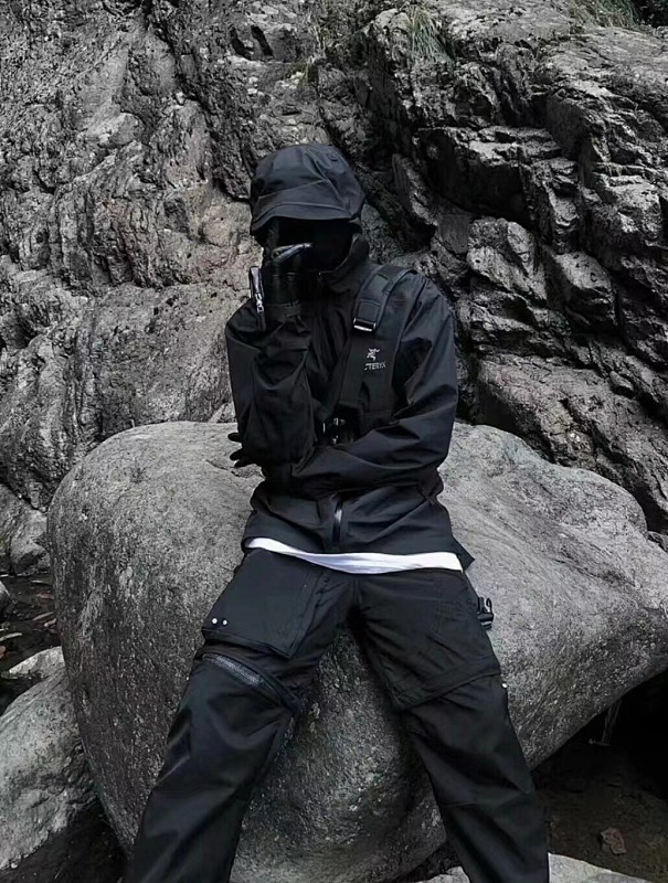 Arc'teryx LT Series