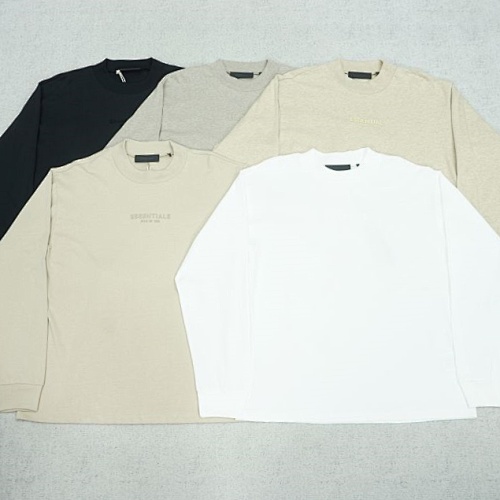 Essentials tee