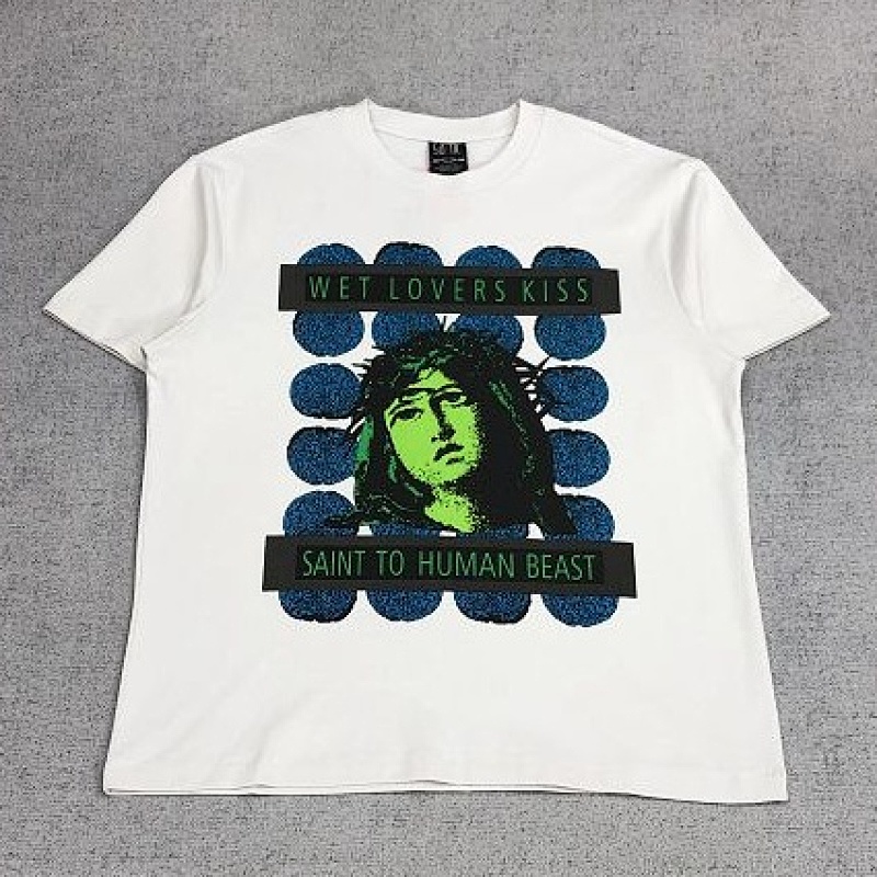 Saint Michael Tee Kiss