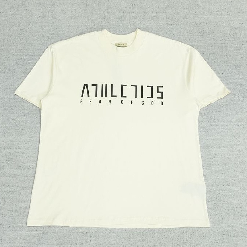 Essentials tee
