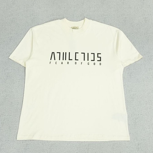 Essentials tee