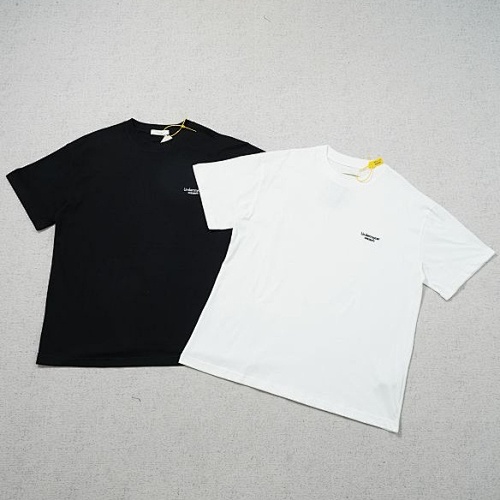 Undermycar Tee