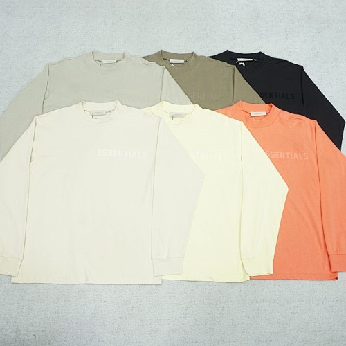 Essentials tee