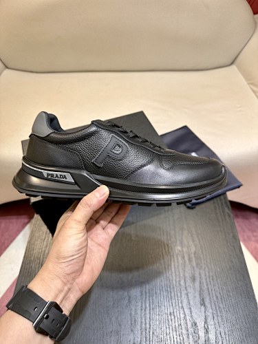 Prada Prax 01