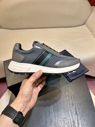 Prada Prax 01