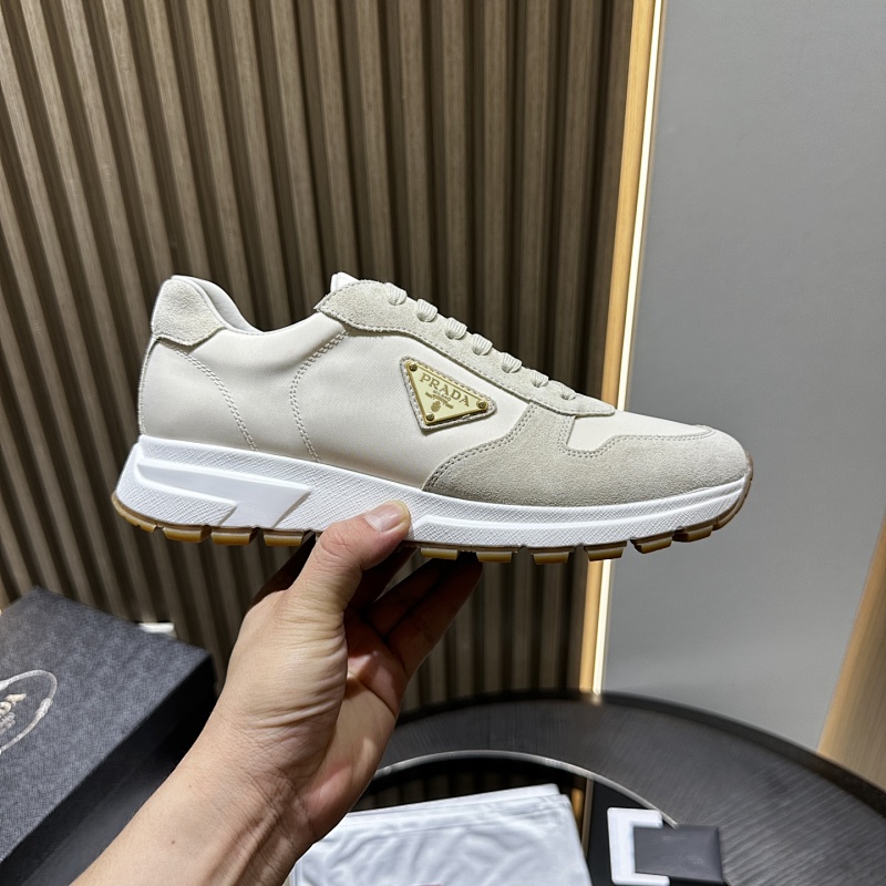Prada Prax 01