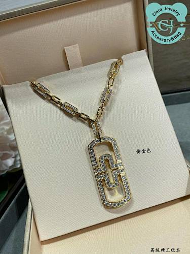 Bulgari B&vlg&ari Hollow Paper Clip Necklace