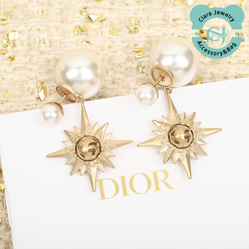 Cd Fantasy Christmas Series Earrings