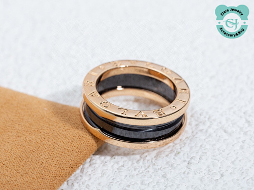 Classic Must-Have Ceramic Ring