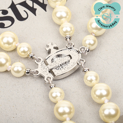 The Queen Mother's Broken Pearl Sweater Chain