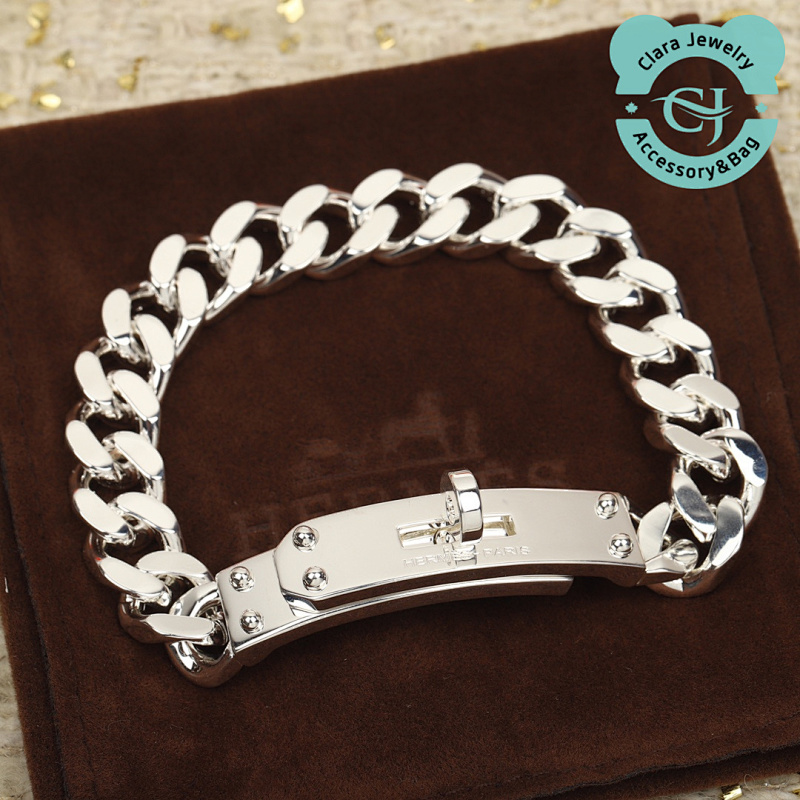 The Super Hot Kelly Bracelet A Super Versatile Fashionable Brand Bracelet