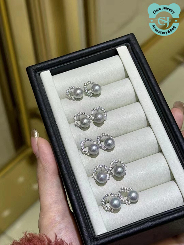 FG Earring