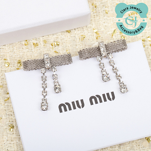 M Um U Bow Earrings