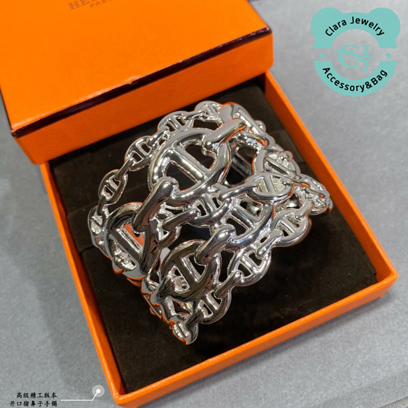 Hermès Open Pig Nose Bracelet