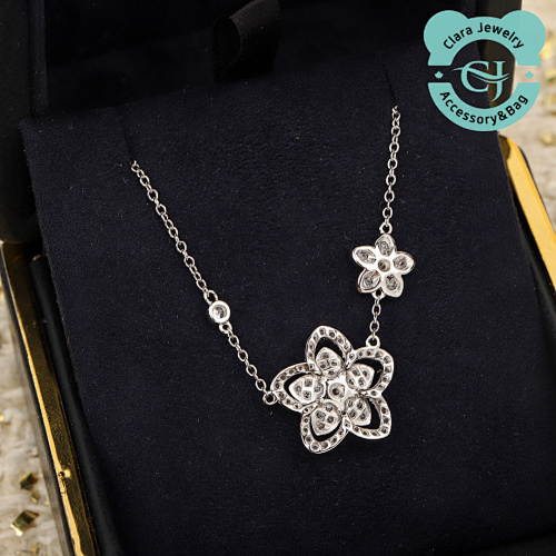 Large Flower Two-Flower Necklace