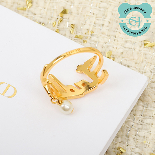 Dior Letter Pearl Ring