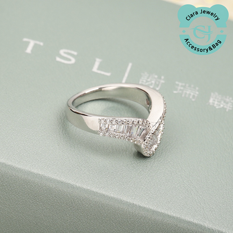 Brilliant Galaxy Ring