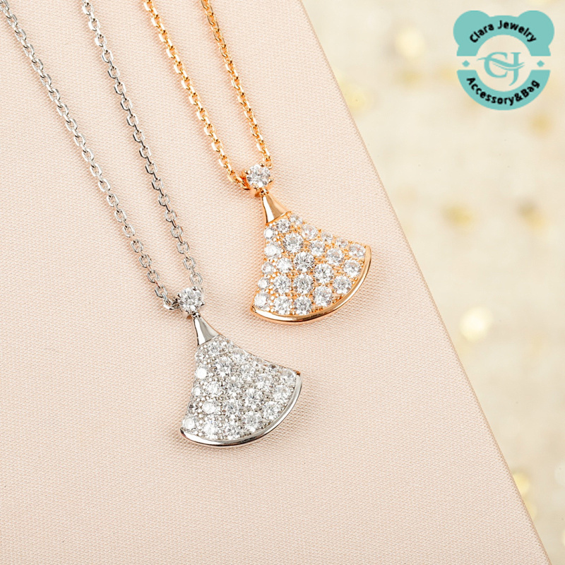 Bg Ri Diva Small Fan Full Of Diamond Necklace