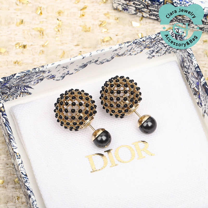 D Or Large And Small Pearl Earrings