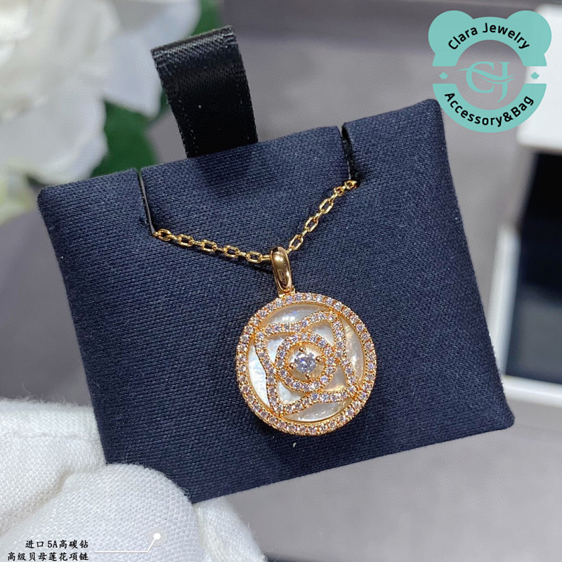 Premium Mother-Of-Pearl Lotus Necklace