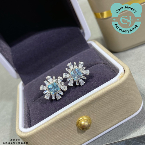 Premium Aquamarine Daisy Stud Earrings