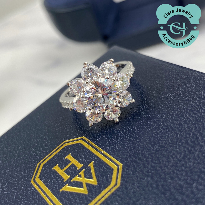 Harry Winston Sun Ring