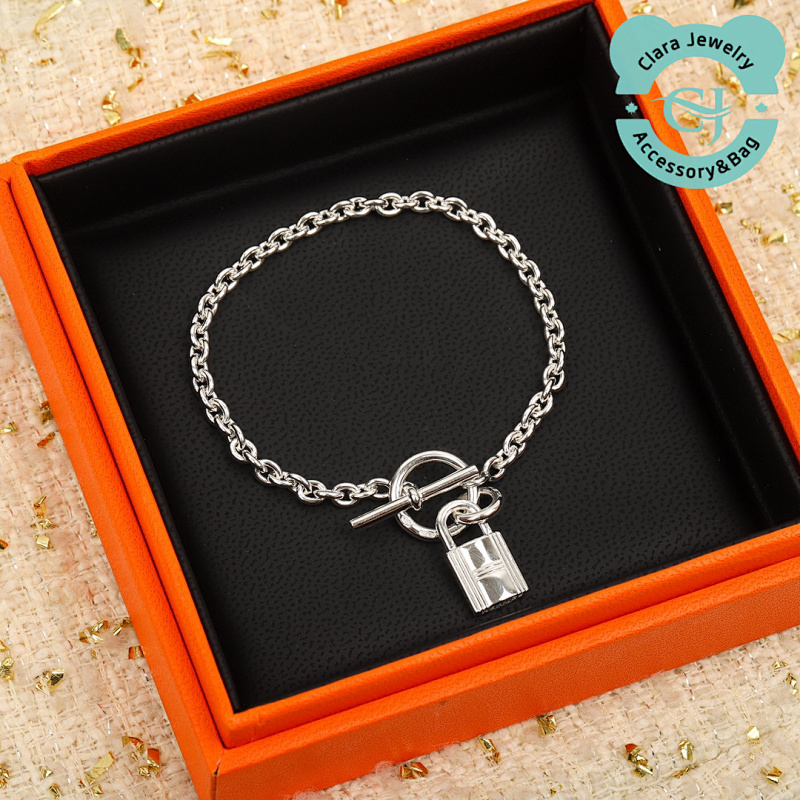 Hermès Lock Kelly Bracelet