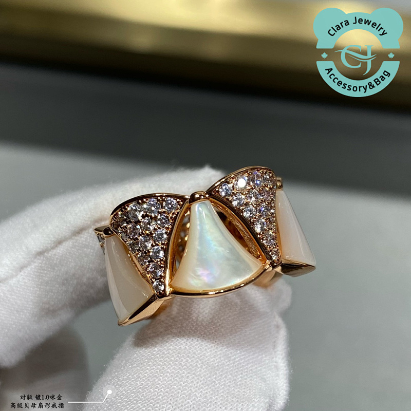 Bv Bulgari Premium White Mother-Of-Pearl Fan-Shaped Skirt Ring