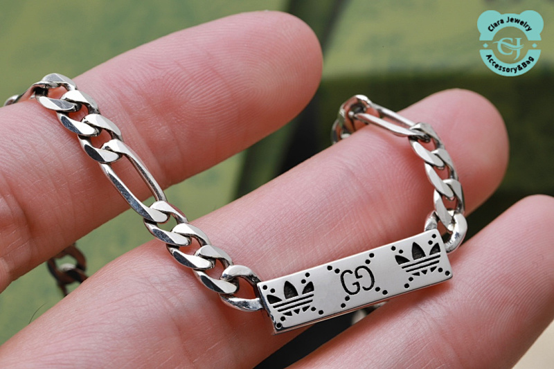 Gucci FG Necklace 85