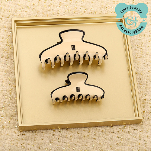Alexander Resin Hairpin