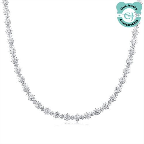 Sunflower Silver Inlaid Moissanite Fashionable Ladies Sterling Silver Necklace