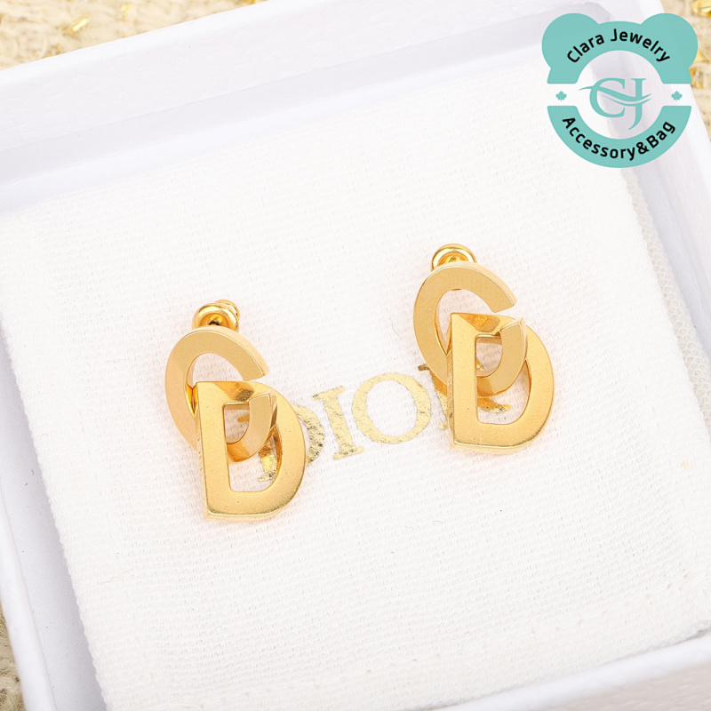 D Letter Earrings Wit20240607110
