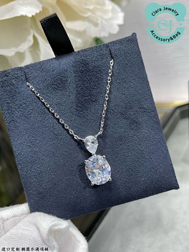 Oval Teardrop Necklace
