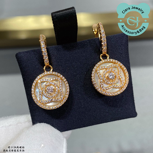 Premium Mother-Of-Pearl Lotus Earrings