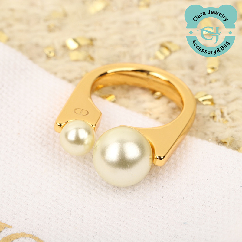Dior Size Pearl Ring