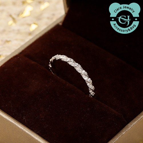 Rich Woman Series-Twist Ring