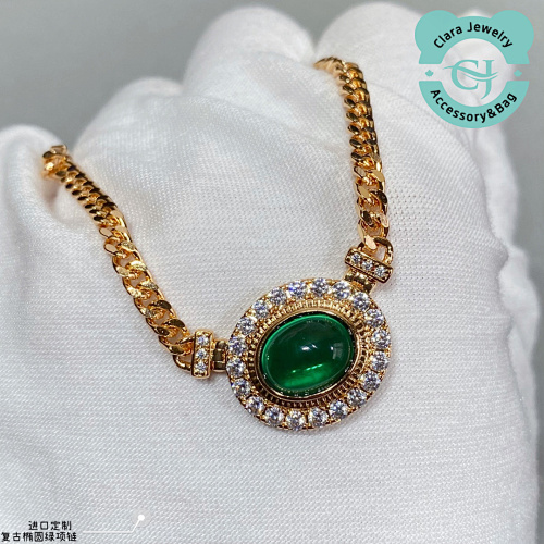 Vintage Oval Green Necklace