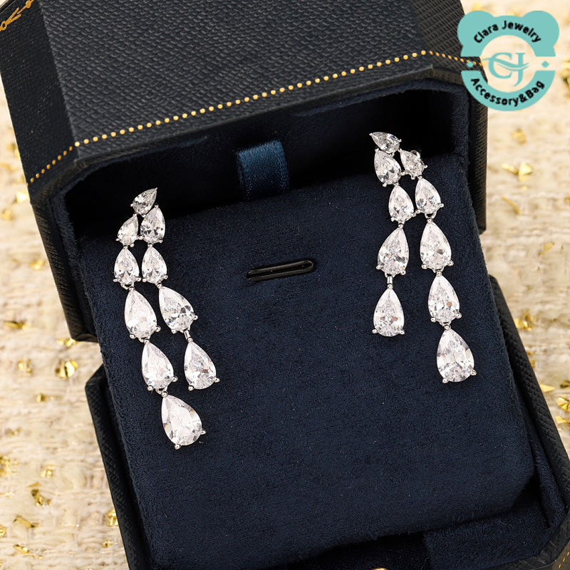 Gucci G Horse Eye Earrings205