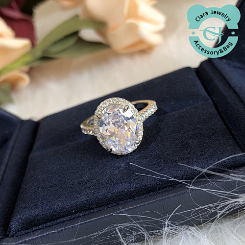 Stars Wearing Harrywinston Oval Ring