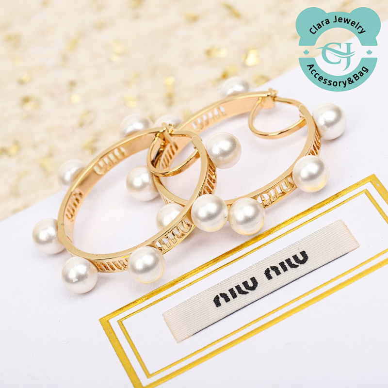 Miu Circle Pearl Earrings