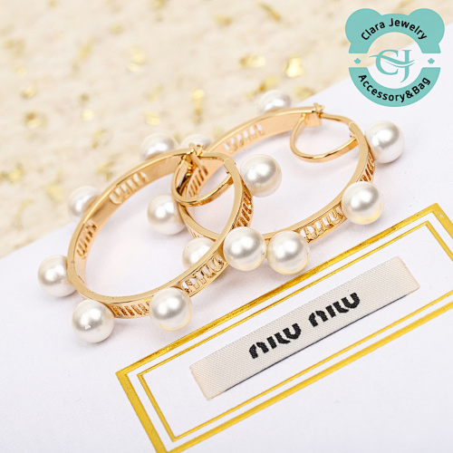 Miu Circle Pearl Earrings
