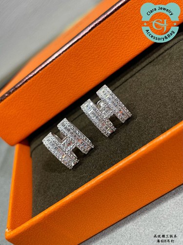 Hermès Hs Full Diamond H Earrings