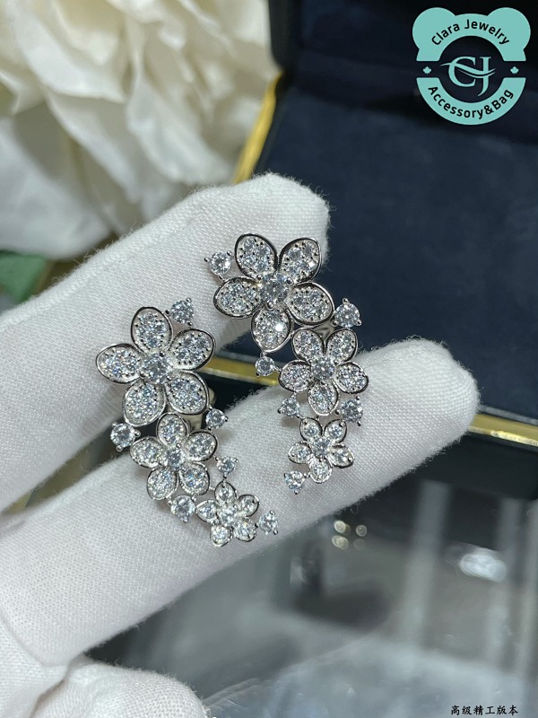 9 2 5 Imported 5a High Carbon Diamond Graff Large Flower Earrings